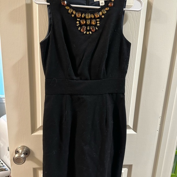 BANANA REPUBLIC Women's Jeweled Neckline Wool Sheath Dress - Picture 4 of 5